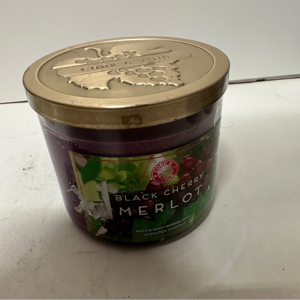 Bath & Body Works Candle Black Cherry Merlot 3 Wick Cork & Vine 14.5 OZ